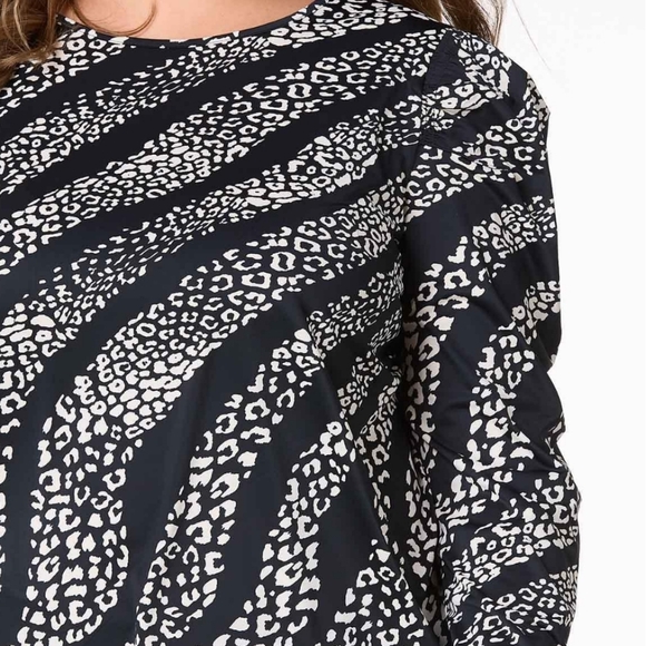 Women's Animal Print Top - Picture 7 of 9